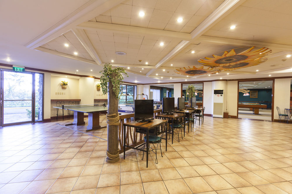 Canyon Woods Resort Club Tagaytay تاجيتاي المظهر الخارجي الصورة