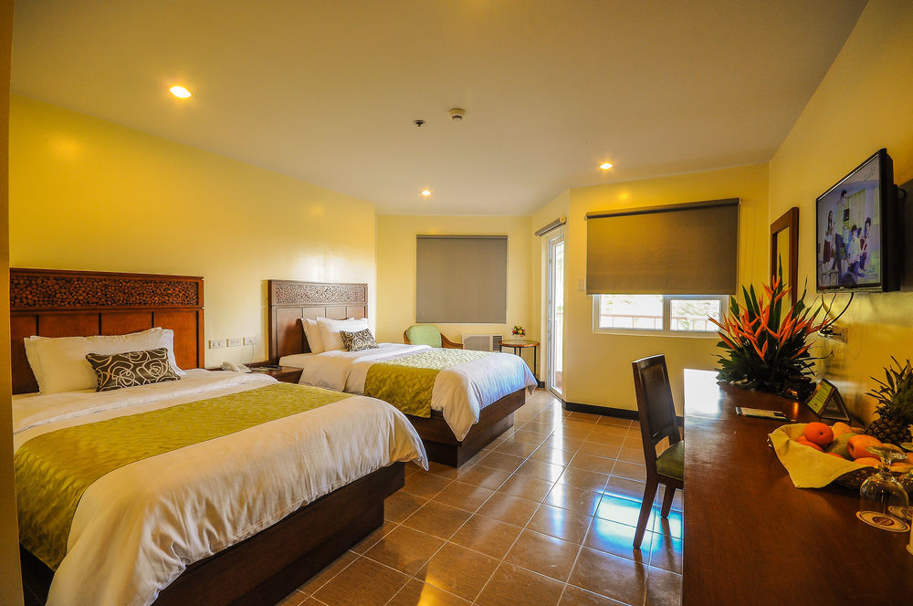 Canyon Woods Resort Club Tagaytay تاجيتاي المظهر الخارجي الصورة
