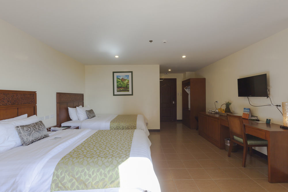 Canyon Woods Resort Club Tagaytay تاجيتاي المظهر الخارجي الصورة
