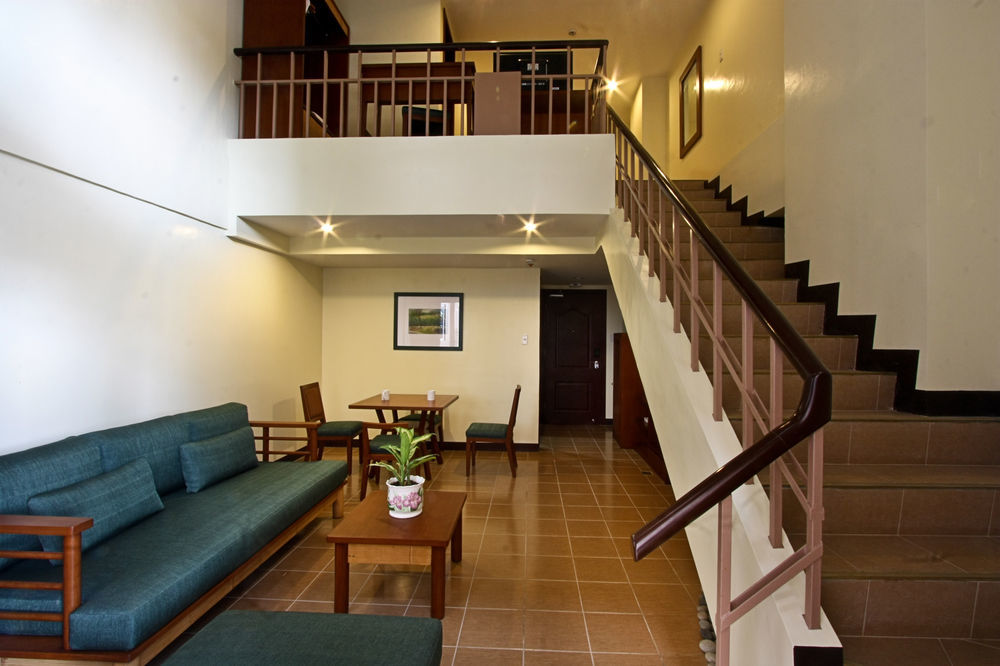 Canyon Woods Resort Club Tagaytay تاجيتاي المظهر الخارجي الصورة
